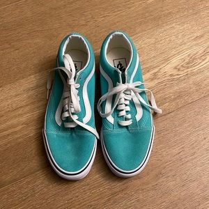Vans never worn